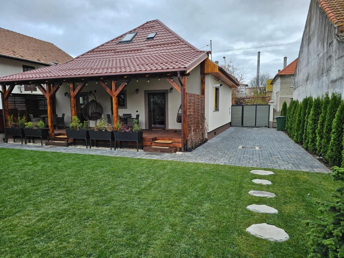 Arbor Inn Брашов Экстерьер фото